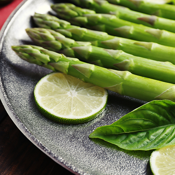 Espárragos al vapor